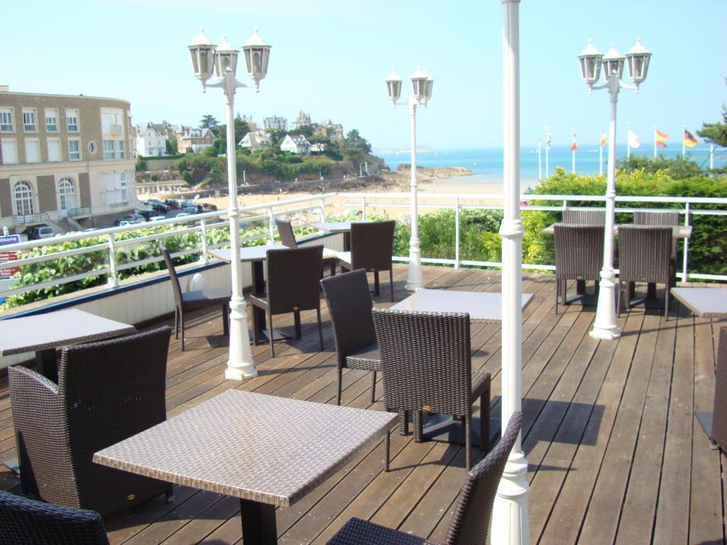 Hotel De La Plage Динард Екстериор снимка